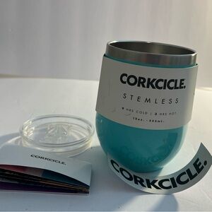 Corkcicle Turquoise Stemless Tumbler with Lid